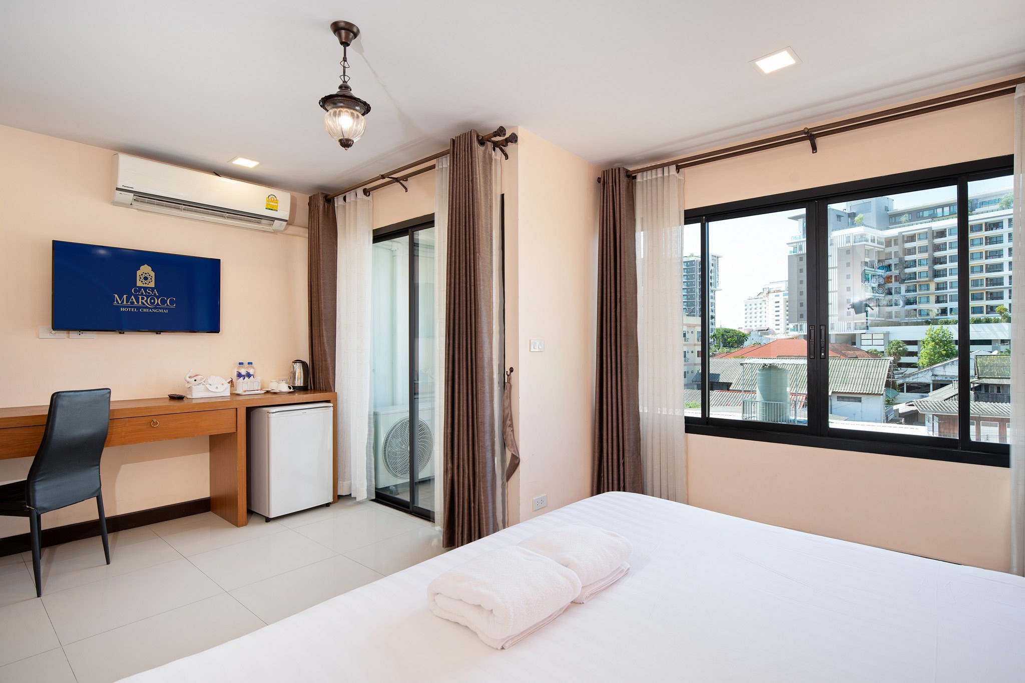 Premier Room High Floor with Balcony
