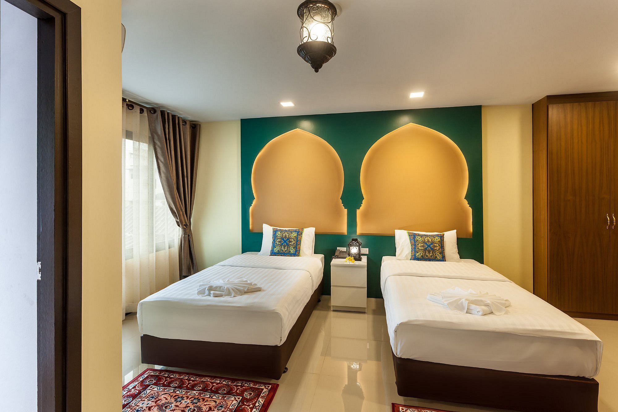 Deluxe Twin Room With Balcony