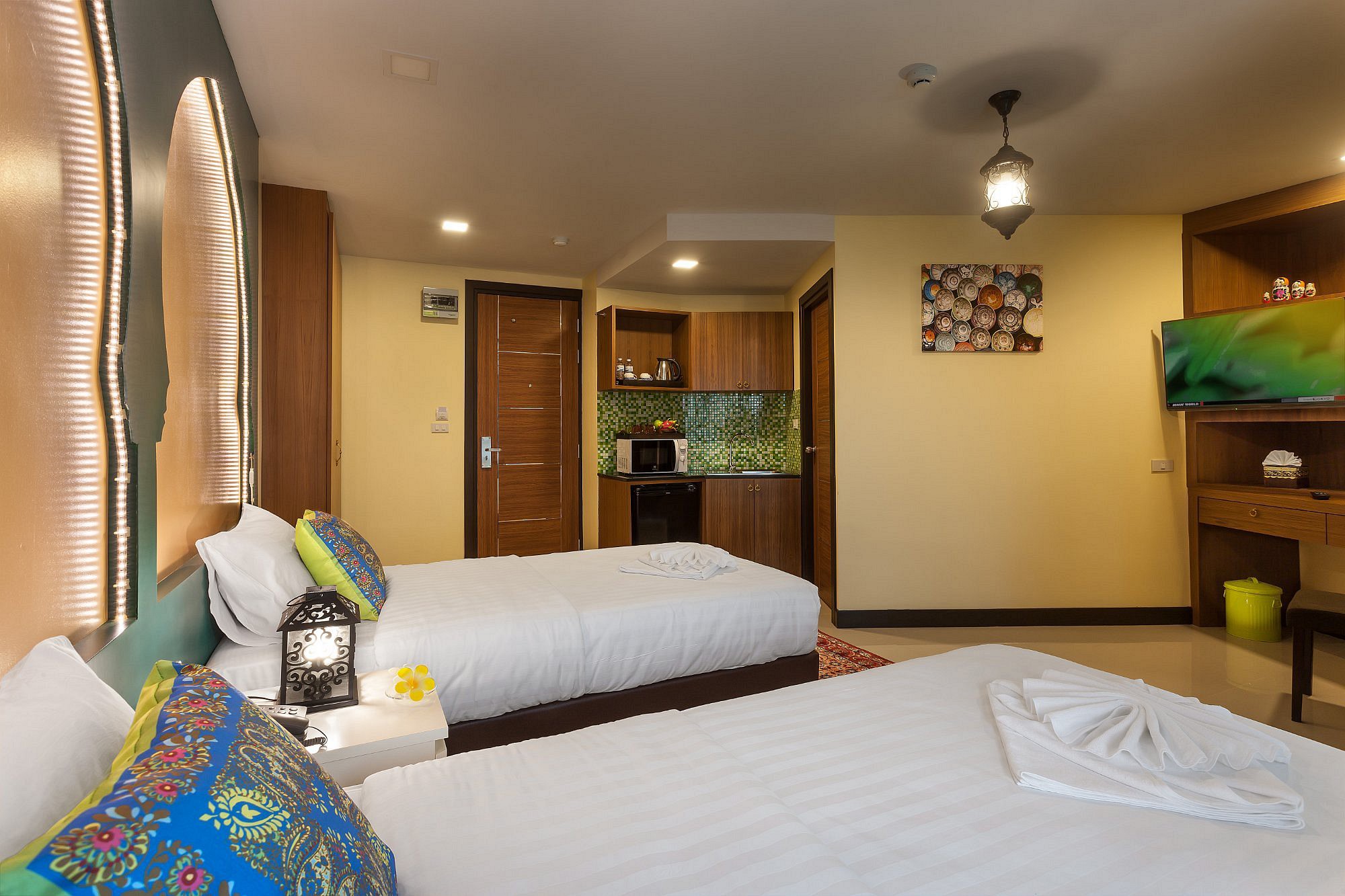Deluxe Twin Room With Balcony